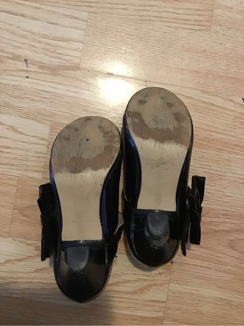 Girls Black Patent Mary Jane Dress Shoes with Bow